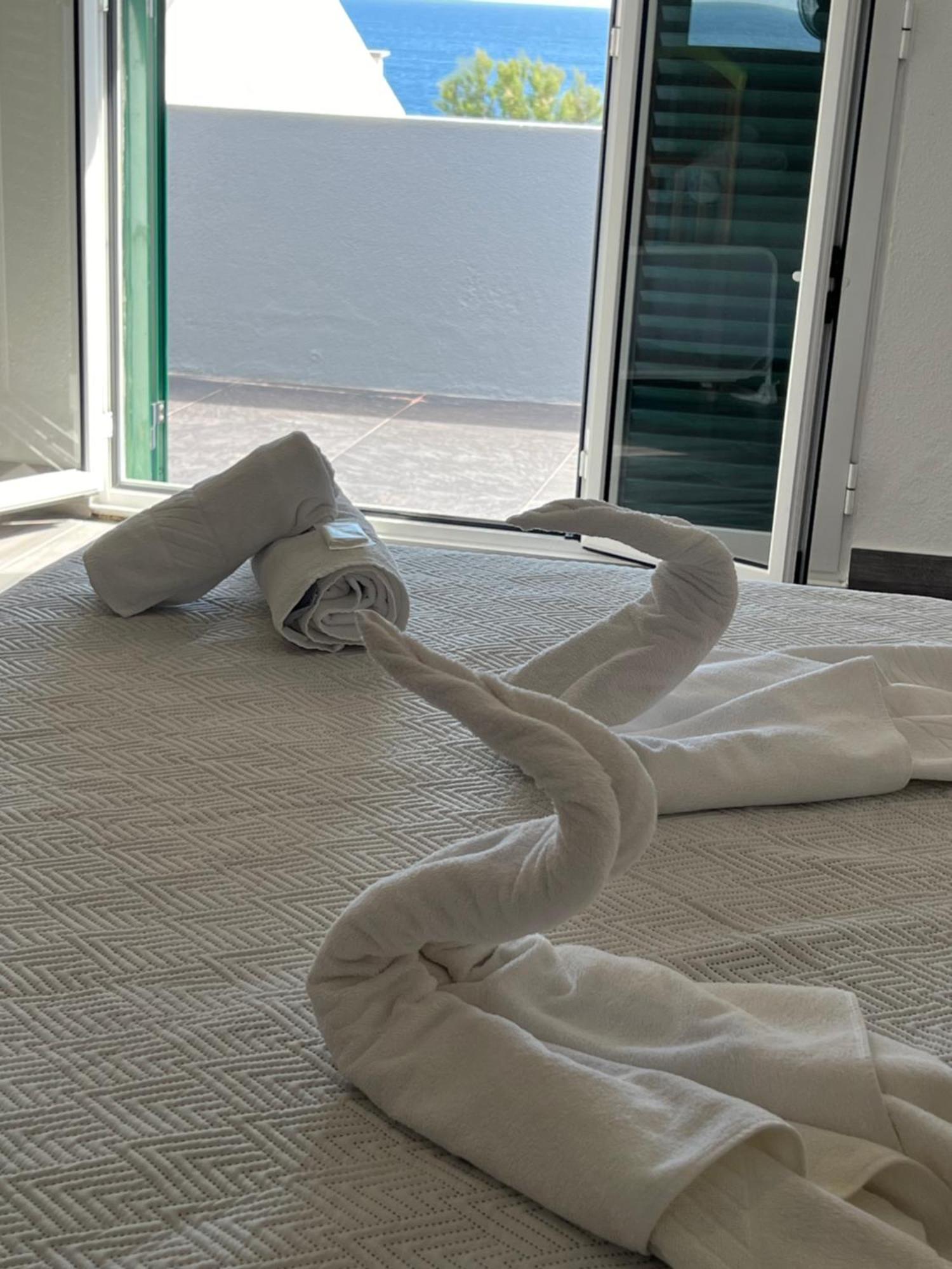 Casa A 2 Minutos A Pe De Piscina Natural Ponta Delgada Dış mekan fotoğraf